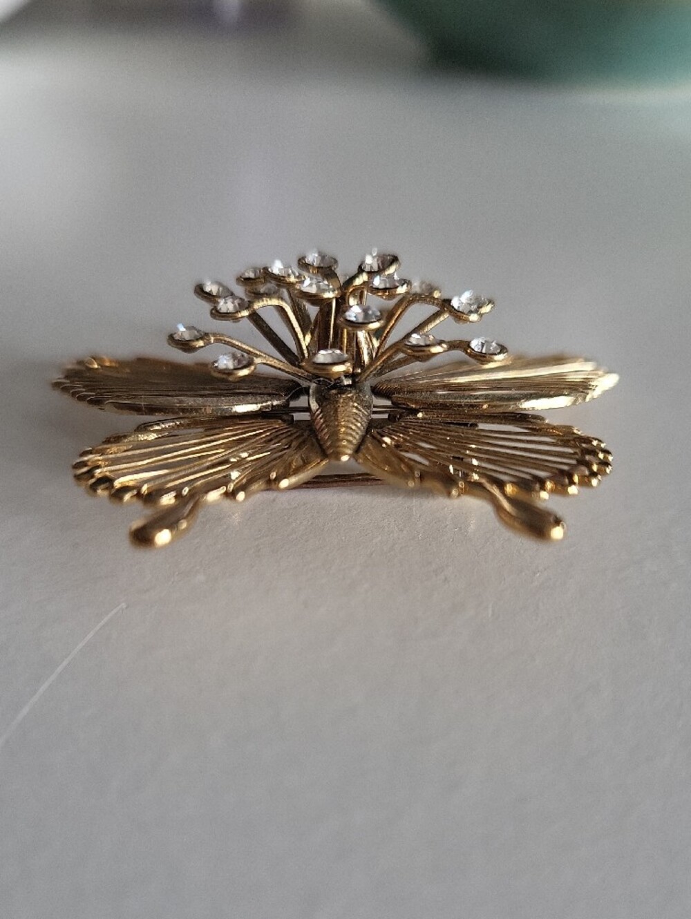 Vintage Gold Butterfly Brooch With Rhinestones, Art Deco Style - Picture 4 of 4